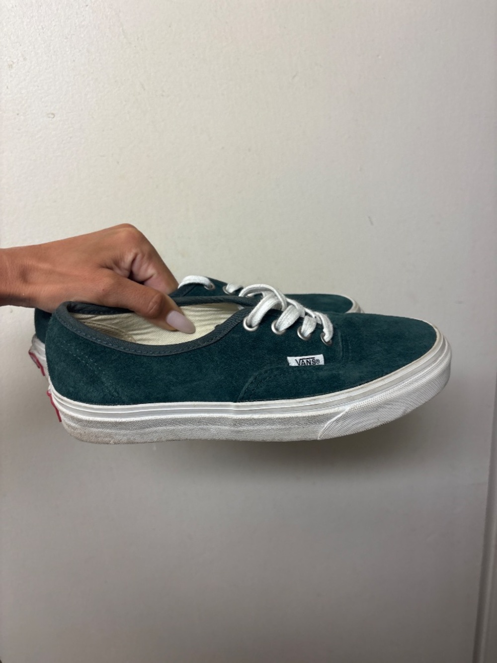 Vans - Picture 2 of 3